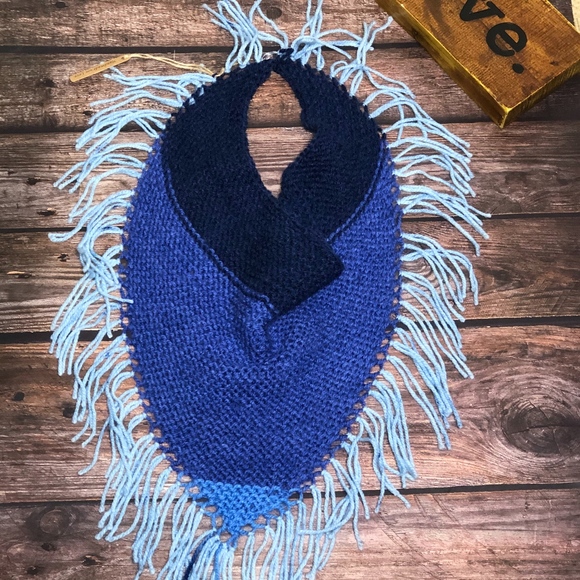 Simply Hand Knit~Triangle Scarf Cowl - Picture 2 of 8